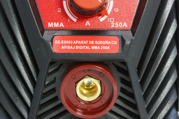 Aparat de sudura digital Almaz MMA 250 A, Almaz AZ-ES003 [13]