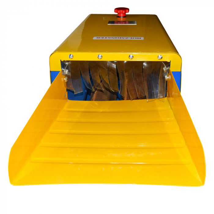 Batoză porumb MS-700CA cu motor 2.2 kW, 2880 RPM, tensiune 220V – capacitate 2000–3000 kg/h [3]