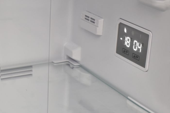 Combina frigorifica Heinner HCNF-V291SE++, 294 l, No Frost Multicooling, Clasa E, Freezer Shield, Iluminare LED, functie ECO [3]