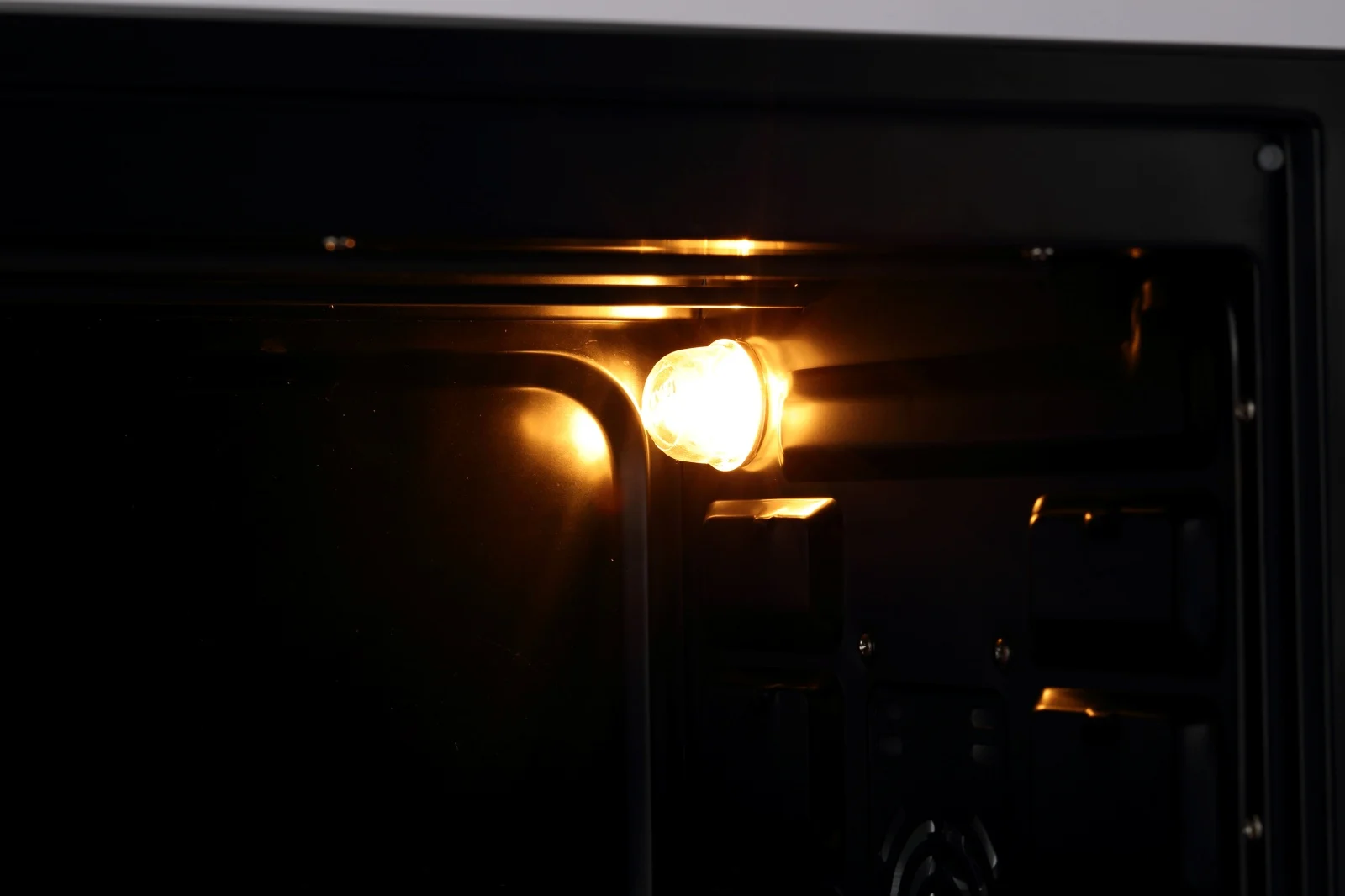 Cuptor electric 60 L, BÖHM BC60B3-L, Timer, 2000 W, 100–230°C [7]