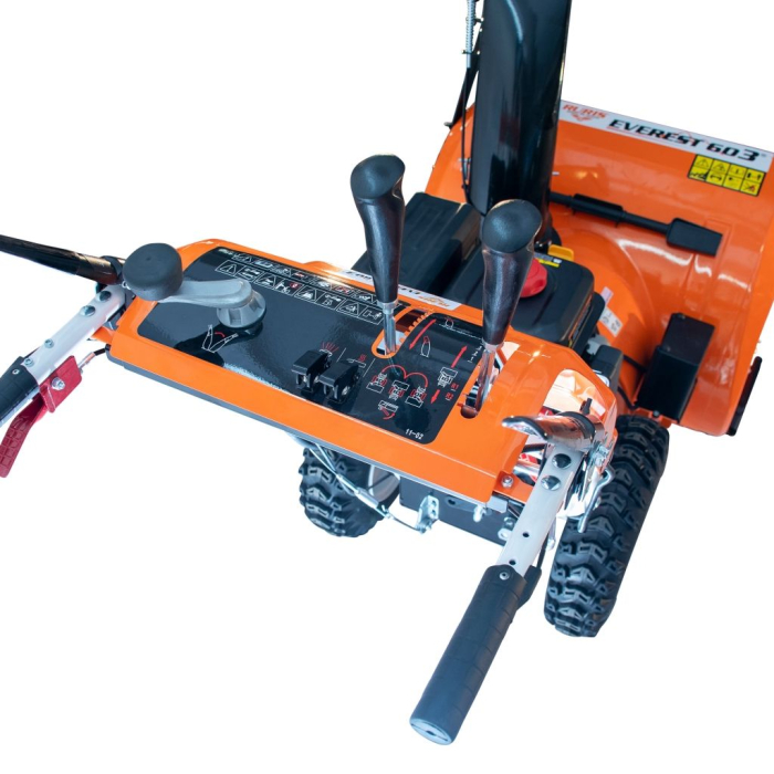 Freză de zăpadă Everest 603, motor Loncin Winter Engine 9 CP, 270 cc, pornire electrică la cheie, lățime de lucru 76 cm, refulare 15 m, mânere încălzite, far LED [5]