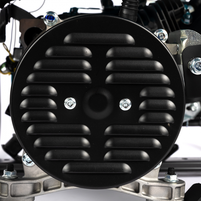Generator Detoolz 2.5kW, 6.5CP, Benzină, 196CC, 15L, 4T, IP23, 2 Prize 230V, Portabil, Pornire Manuală [22]
