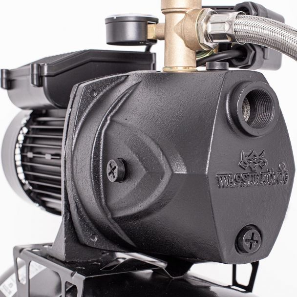 Hidrofor cu pompa autoamorsanta Wasserkonig FL497525, fonta, putere 950 W, debit 4500 l/h, inaltime refulare 49 m, vas de expansiune 24 l [5]