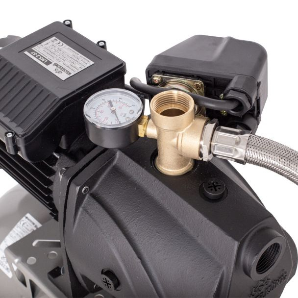 Hidrofor cu pompa fonta autoamorsanta Wasserkonig 25LM5.2-57, putere 1400 W, debit 5220 l/h, inaltime refulare 57 m, vas de expansiune 24 l [2]