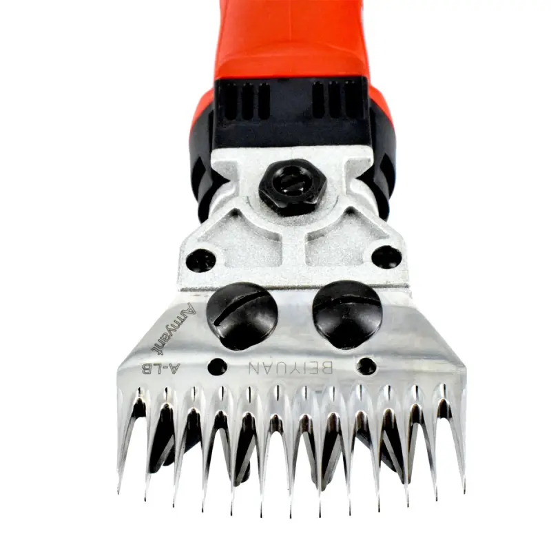 Mașină de tuns animale 13+4 dinți, 690W, 2400 RPM, 4 trepte viteză, profesională [3]