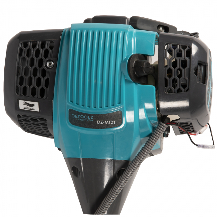 Motocoasa pe benzina Detoolz in 2 timpi, pornire la sfoara si la buton, putere 1.9 CP, 6500 rpm, 1.4 Kw, 51.7 CC, euro V, 6 accesorii, DZ-M101 [10]