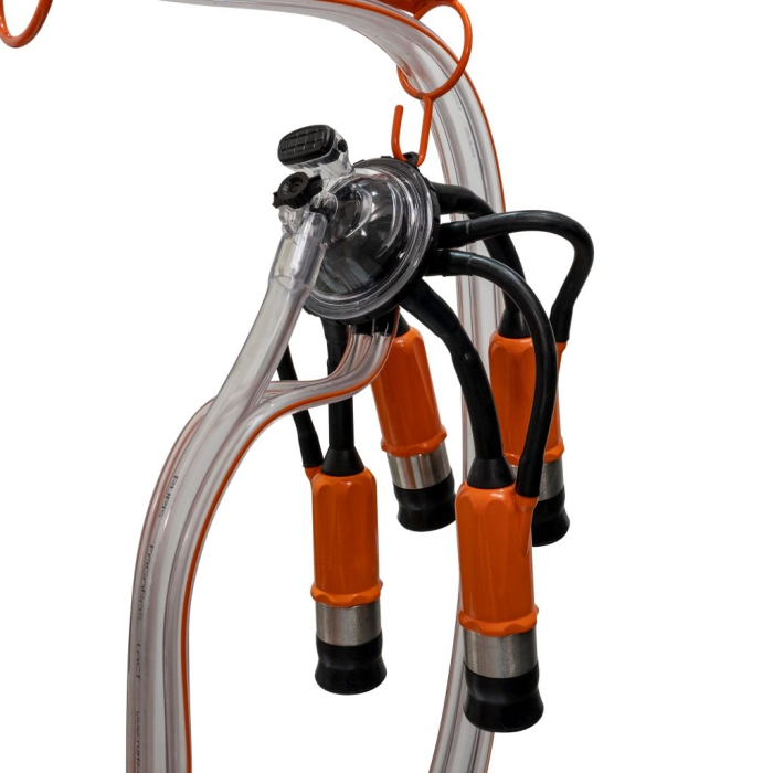 Mulgătoare Făgăraș Lact 902, motor 550 W, 2 posturi de mulgere, 2 bidoane inox 30 L, pompă vacuum 200 L/min, tanc vacuum 18 L, 220V [9]