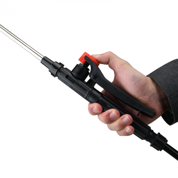 Pompa de stropit cu acumulator Micul Fermier 16L, acumulator 12 V, 8 Ah, 4 duze, presiune 5.5 bar, lance 80 cm, MF-PA1007-S001-G01 [14]