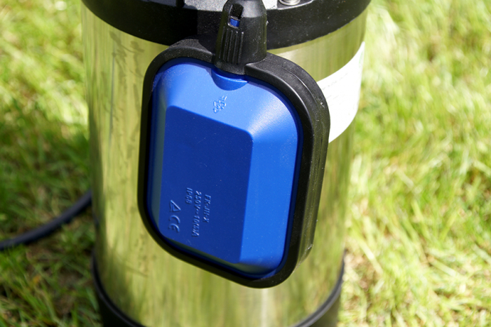 Pompa submersibila de drenaj pentru put Gmax QDP Q1000127-4P, Debit maxim 6,5 m3/h, Putere 1 kw, Coloana de apa 40 m [3]