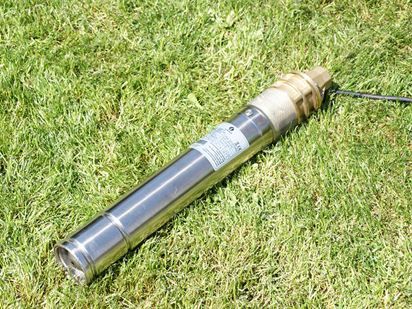 Pompa submersibila de foraj Gmax 3skm100, debit 2.4 m3/h, diametru pompa 75 mm, putere 750 w,  55m, cupru [4]