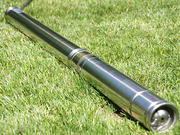 Pompa submersibila de foraj Gmax 75QJD140-1.1, debit 2.8 m3/h, diametru pompa 75 mm, putere 1.1 kw, coloana de apa 144 m [4]