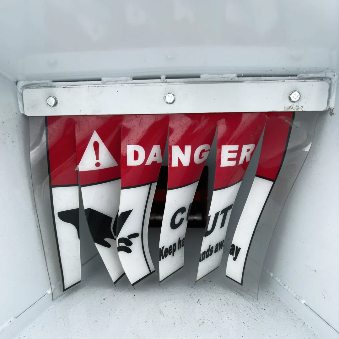 ​​​​​​​Tocator de crengi model AM-75-BD, motor 7 CP, lemne pana la 80 mm grosime [7]