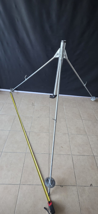 ​​​​​​​Trepied telescopic pentru aspersor de irigații 2" – înălțime reglabilă 80-120 cm [11]