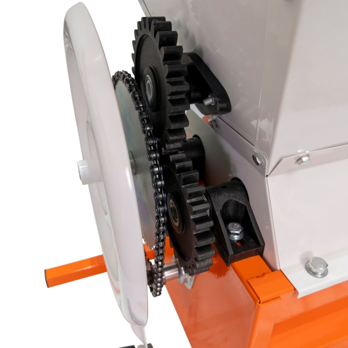 Zdrobitor struguri RURIS HT100, capacitate 57L, 800-1000 kg/h, role aluminiu, cuvă tablă vopsită, acționare manuală [7]