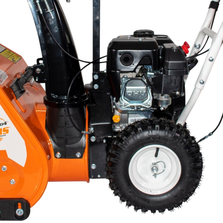 Freză de zăpadă Parâng 604, motor Zongshen 5,5 CP, 196 cc, transmisie cu disc de fricțiune, lățime de lucru 53 cm, adâncime 51 cm, refulare până la 11 m, 4 viteze înainte + 1 înapoi [3]