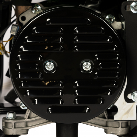 Generator de curent Micul Fermier GF-1329, 2200W, stabilizator tensiune AVR, monofazat, benzina, alerta nivel ulei, protectie suprasarcina, autonomie 6 ore, 2 ulei motor 0.6L [2]