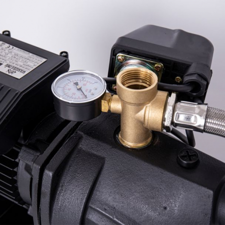 Hidrofor cu pompa autoamorsanta Wasserkonig FL446625, fonta, putere 900 W, debit 3960 l/h, inaltime refulare 44 m, vas de expansiune 24 l [5]