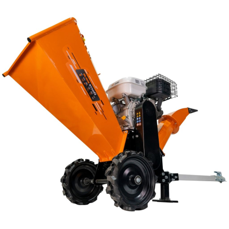 Tocător de crengi RURIS ST500, motor pe benzină 15 CP, diametru maxim de tăiere 100 mm, capacitate de tocare lemn verde până la 1000 kg/oră, turație 3600 rpm, rezervor combustibil 6,5 L, 2 roți [1]