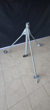 ​​​​​​​Trepied telescopic pentru aspersor de irigații 2" – înălțime reglabilă 80-120 cm [9]