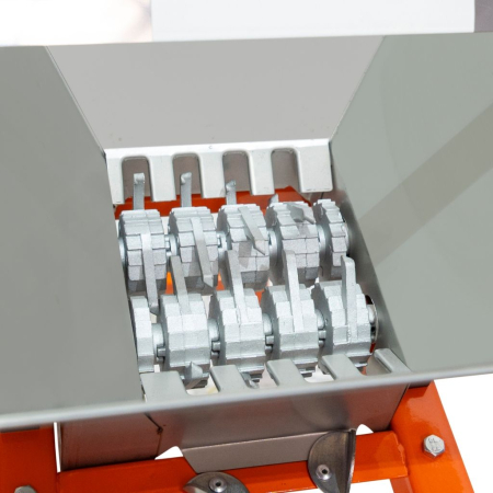 Zdrobitor fructe RURIS FP7, capacitate 7L, cuvă inox, role aluminiu, acționare manuală, compact și eficient pentru prepararea sucurilor și mustului [9]