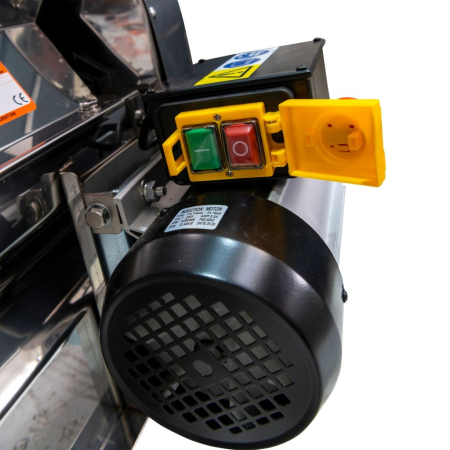 Zdrobitor struguri electric RURIS HT300, 750W, capacitate 75L, 1600-1800 kg/h, role aluminiu, cuvă inox, motor cupru 1400 rpm [4]