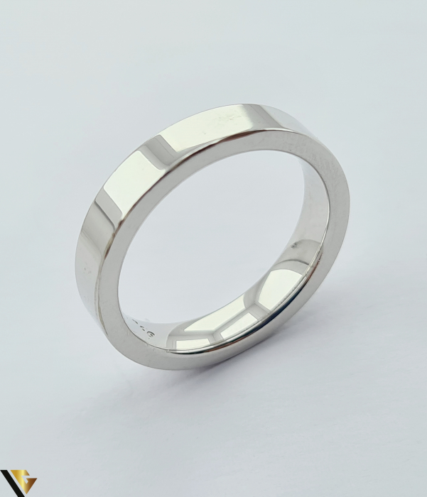 Inel din argint, 925  4.70 grame Latime inel 4mm Diametrul inelului este de 17mm (masura standard RO:54si UE: 14) Cristale de zirconiu Marcaj cu titlul "925" Locatie HARLAU [2]