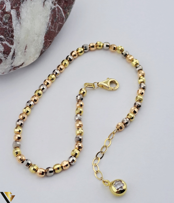 Bratara aur 14k Greutate: 5.18 grame Latime: 3 mm Lungime: 20 cm Marcaj / Titlu: " 585 " Locatie: Harlau 0723 353 111 [3]