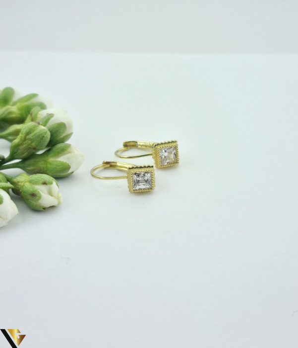 Cercei aur 14k Greutate: 1.77 grame Dimensiune: 6 mm / 15  mm Marcaj / titlu: 585 Locatie: HARLAU Tel: 0723353111 [2]