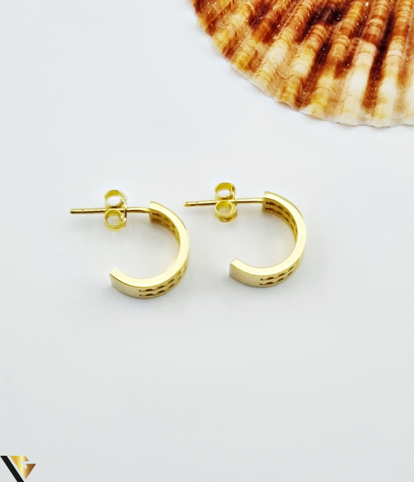 Cercei aur 14k Greutate: 2.55 grame Dimensiune: 12.00 mm / 4.00 mm Marcaj / titlu: 585 Locatie: HARLAU Tel: 0723353111 [2]