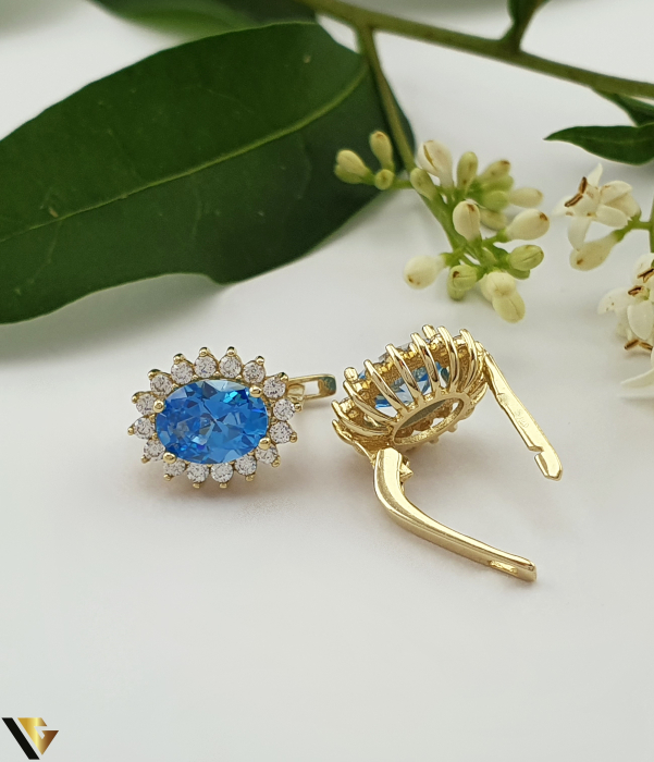 Cercei aur 14k, Cristale de zirconiu Greutate: 4.14 grame Lungime: 13 mm Latime: 11 mm Marcaj / titlu: 585 Locatie: Bacau Calea Marasesti Tel: 0756943079 [2]