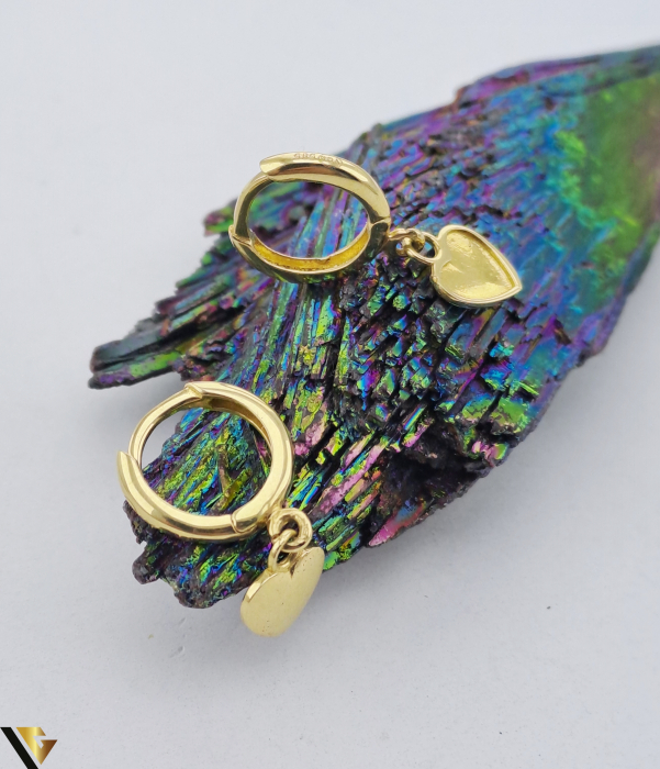 Cercei aur 14k Greutate: 2.08 grame Lungime: 22 mm Latime: 2 mm Marcaj / titlu: 585 Locatie: HARLAU Tel: 0723353111 [2]