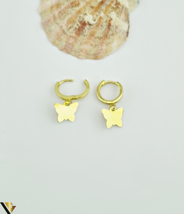 Cercei aur 14k Greutate: 1.98 grame Dimensiune: 19.90 mm / 9.80 mm Marcaj / titlu: 585 Locatie: HARLAU Tel: 0723353111 [2]