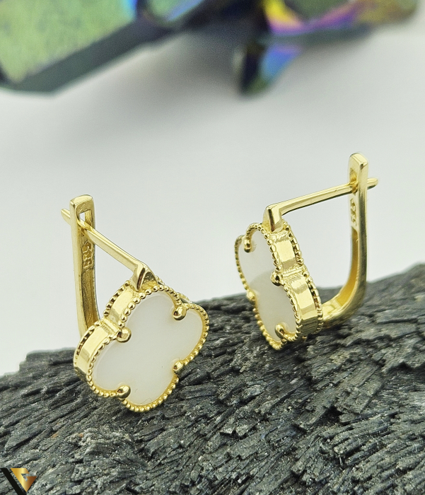 Cercei aur 14k, ceramica Greutate: 4.53 g Lungime: 15 mm Latime: 13 mm Diametru forma decorativa: 13 mm Marcaj / titlu: "585" Locatie: HARLAU Tel : 0723353111 [2]