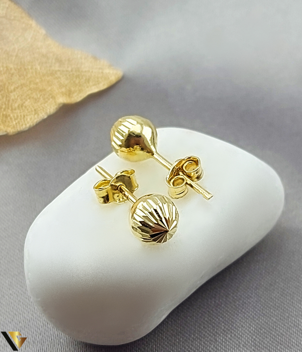 Cercei  aur 14K, bobite, sfere, tija cu fluturas, cui Greutate: 1.02 grame Diametru: 5.5 mm Lungime tija: 10 mm Marcaj / titlu: "585" Locatie: Bacau Calea Republicii Telefon: 0758108978 [2]