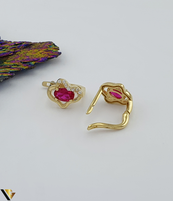 Cercei aur 14k Rubine de sinteza si Cristale de zirconiu Greutate: 2.18 grame Lungime: 11 mm Latime: 10 mm Marcaj / titlu: 585 Locatie: Bacau Calea Marasesti Tel: 0756943079 [2]
