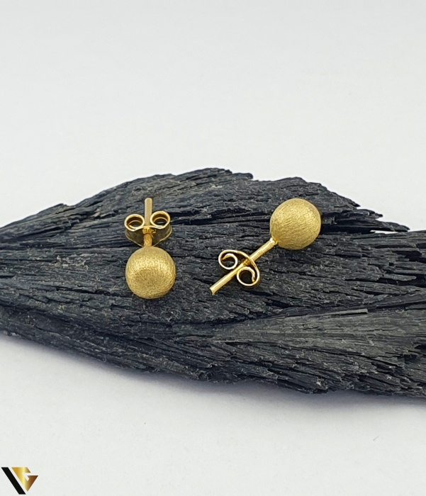 Cercei aur 14k, Bobite, Sfere Greutate: 1.08 grame Lungime: 18 mm Latime: 6 mm Sistem de prindere: tija + fluturas Marcaj / titlu: 585 Locatie: Bacau Calea Marasesti Tel: 0756943079 [2]