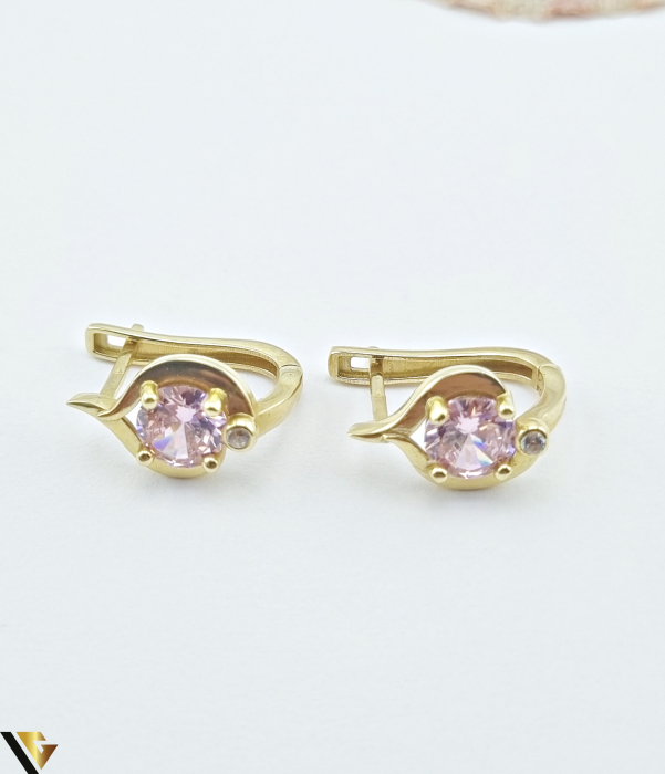 Cercei aur 14k,cubic zirconia Greutate: 3.24 grame Dimensiune: 14.10 mm / 9.00 mm Marcaj / titlu: 585 Locatie: HARLAU Tel: 0723353111 [2]