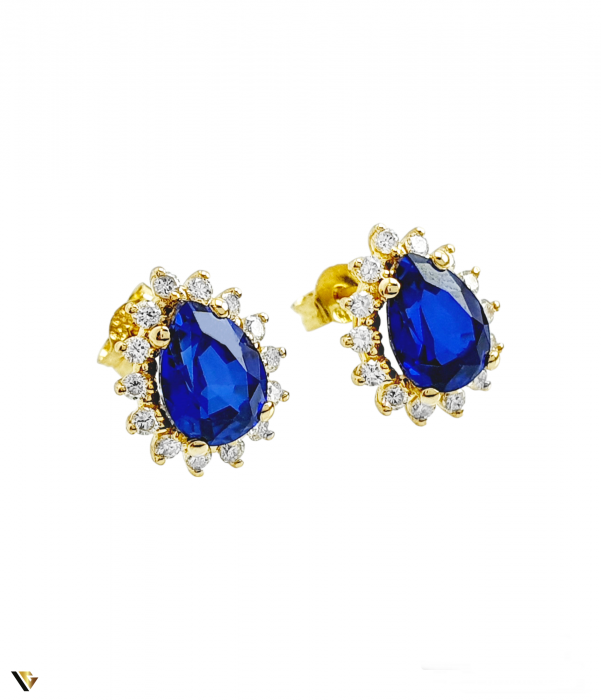 Cercei Aur 14K  Greutate : 2.73 grame Diamante "Briliant Cut", totalizand 0.38 ct  Stralucire intensa, avand claritate "VSI-SI" si culoare "F-G" Safir central "Pear cut " de 1.30 ct fiecare , totalizand 2.60 ct , cu dimensiuni de 8 mm / 6 mm  Lungime : 16.50 mm Marcaj cu titlul "585"  Locatie Bacau Calea Marasesti Contact : 0756943079 [2]