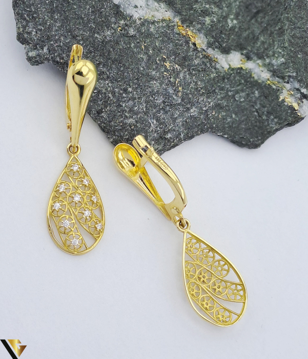 Cercei aur 14k Greutate: 2.68 grame Lungime: 37 mm Latime: 10 mm Marcaj / titlu: 585 Locatie: HARLAU Tel: 0723353111 [2]
