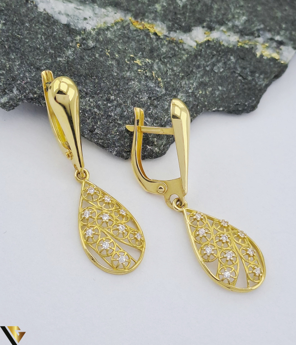 Cercei aur 14k Greutate: 2.68 grame Lungime: 37 mm Latime: 10 mm Marcaj / titlu: 585 Locatie: HARLAU Tel: 0723353111 [1]