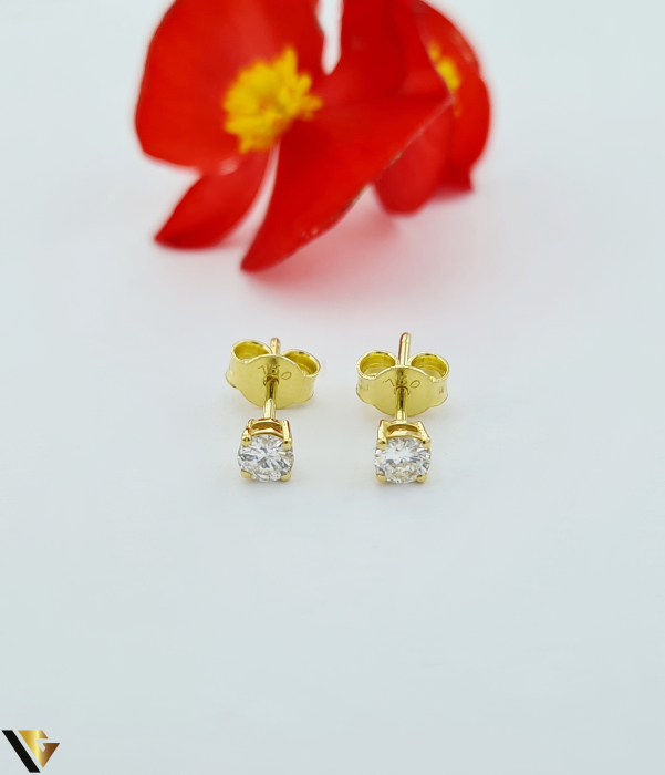 Cercei Aur 18k, Diamante 0.30 ct [1]