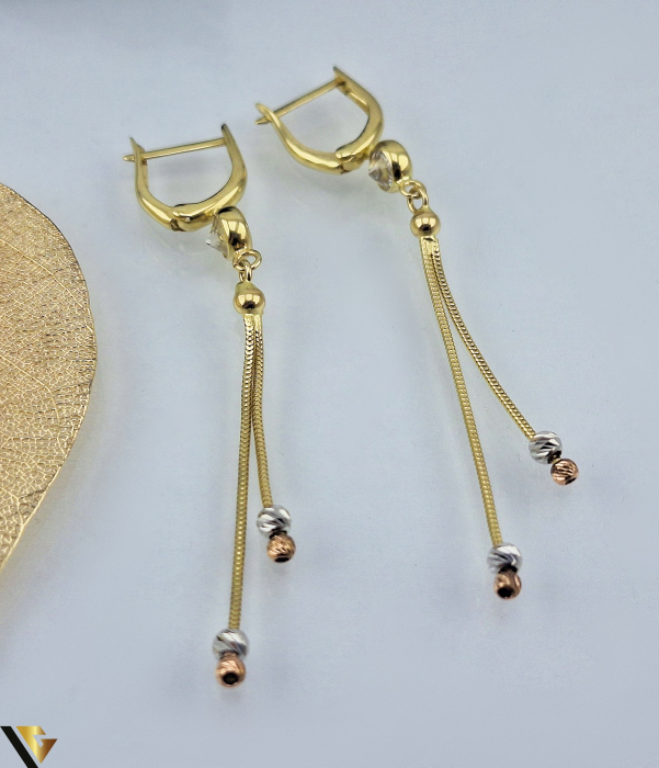 Cercei cu lant aur 14k, Cristale de zirconiu Greutate: 3.33 grame Lungime: 65 mm Latime: 3 mm Marcaj / Titlu: "585" Locatie: Podu Iloaiei 0728083344 [2]