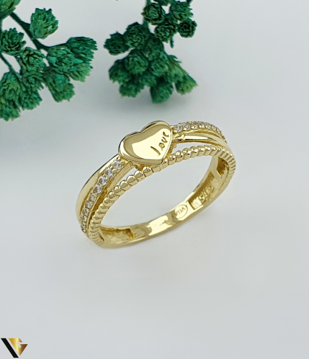 Inel aur 14k, Cristale de zirconiu Greutate: 2.37 grame Latime: 5 mm Diametru: 17 mm Masura: UE 13 / RO 53 (circumferinta) Marcaj /  titlu: "585" Locatie: Bacau Calea Marasesti Tel: 0756943079 [1]