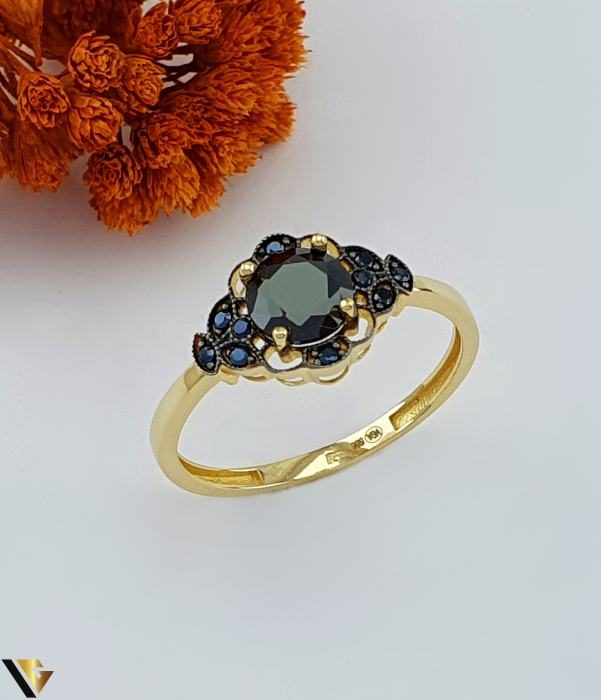 Inel aur 14k, Cristale de zirconiu negre Greutate: 1.62 grame Latime: 10 mm Diametru: 18.25 mm Masura: UE 17 / RO 57 (circumferinta) Marcaj /  titlu: "585" Locatie: Bacau Calea Marasesti Tel: 0756943079 [1]