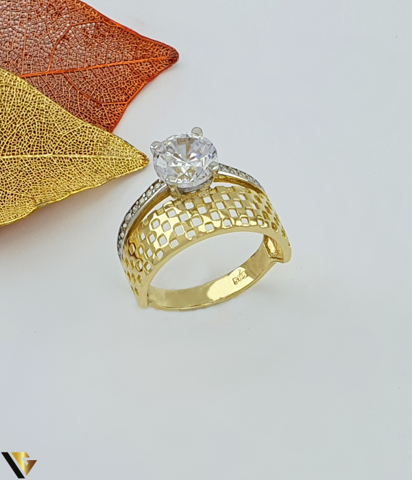 Inel aur 14k, Cristale de zirconiu Greutate: 4.07 grame Latime: 13 mm Diametru: 17.50 mm Masura: UE 15 / RO 55 (circumferinta) Marcaj /  titlu: "585" Locatie: Bacau Calea Marasesti Tel: 0756943079 [1]