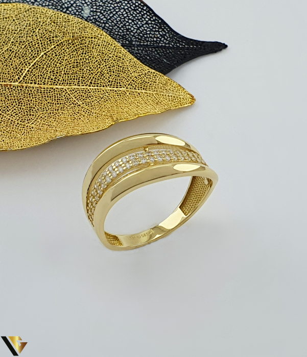 Inel aur 14k Greutate: 2.80 grame Latime: 10 mm Diametru: 18.50 mm Masura: UE 18 / RO 58 (circumferinta) Marcaj /  titlu: "585" Locatie: Bacau Calea Marasesti Tel: 0756943079 [1]