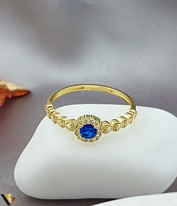 Inel aur 14k, Cristale de zirconiu, ALBASTRU, PIATRA ALBASTRA, CULOARE SAFIR Greutate: 1.42 grame Latime: 6 mm Diametru: 17.50 mm Masura: UE 15 / RO 55 (circumferinta) Marcaj /  titlu: "585" Locatie: Bacau Calea Republicii Tel: 0758108978 [2]