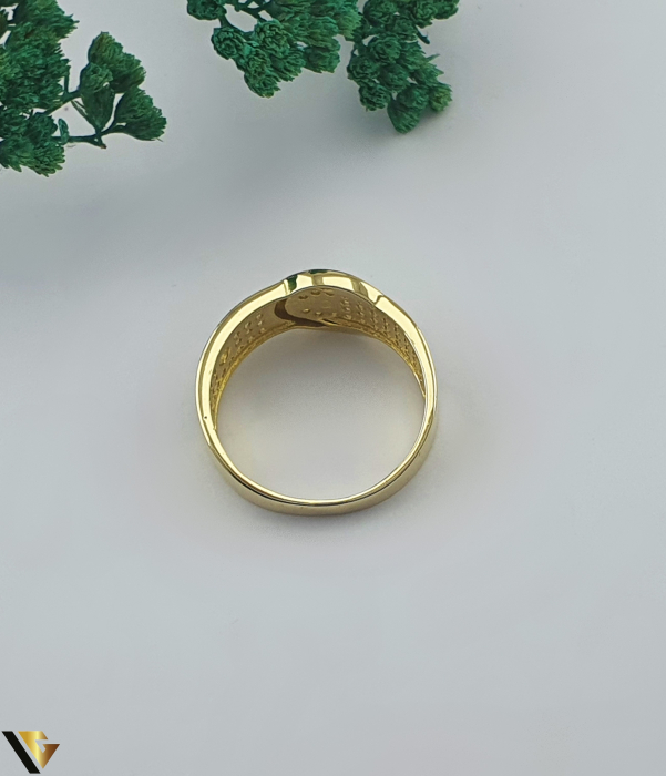 Inel aur 14k, Cristale de zirconiu Greutate: 3.59 grame Latime: 10 mm Diametru: 18.75 mm Masura: UE 19 / RO 59 (circumferinta) Marcaj /  titlu: "585" Locatie: Bacau Calea Marasesti Tel: 0756943079 [2]