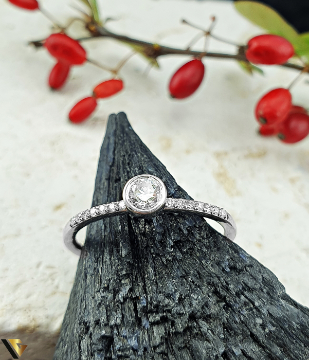 Inel Aur Alb 14k, Diamante 0.18 ct in total [2]