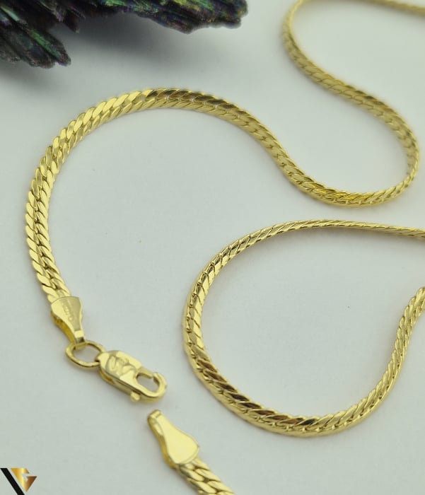 Lant din aur 14k Greutate: 4.06 grame Lungime: 59 cm Latime: 2.66 mm Marcaj / titlu: "585" Locatie: HARLAU 0723 353 111 [2]